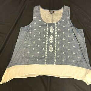 Plus size Karen Kane top